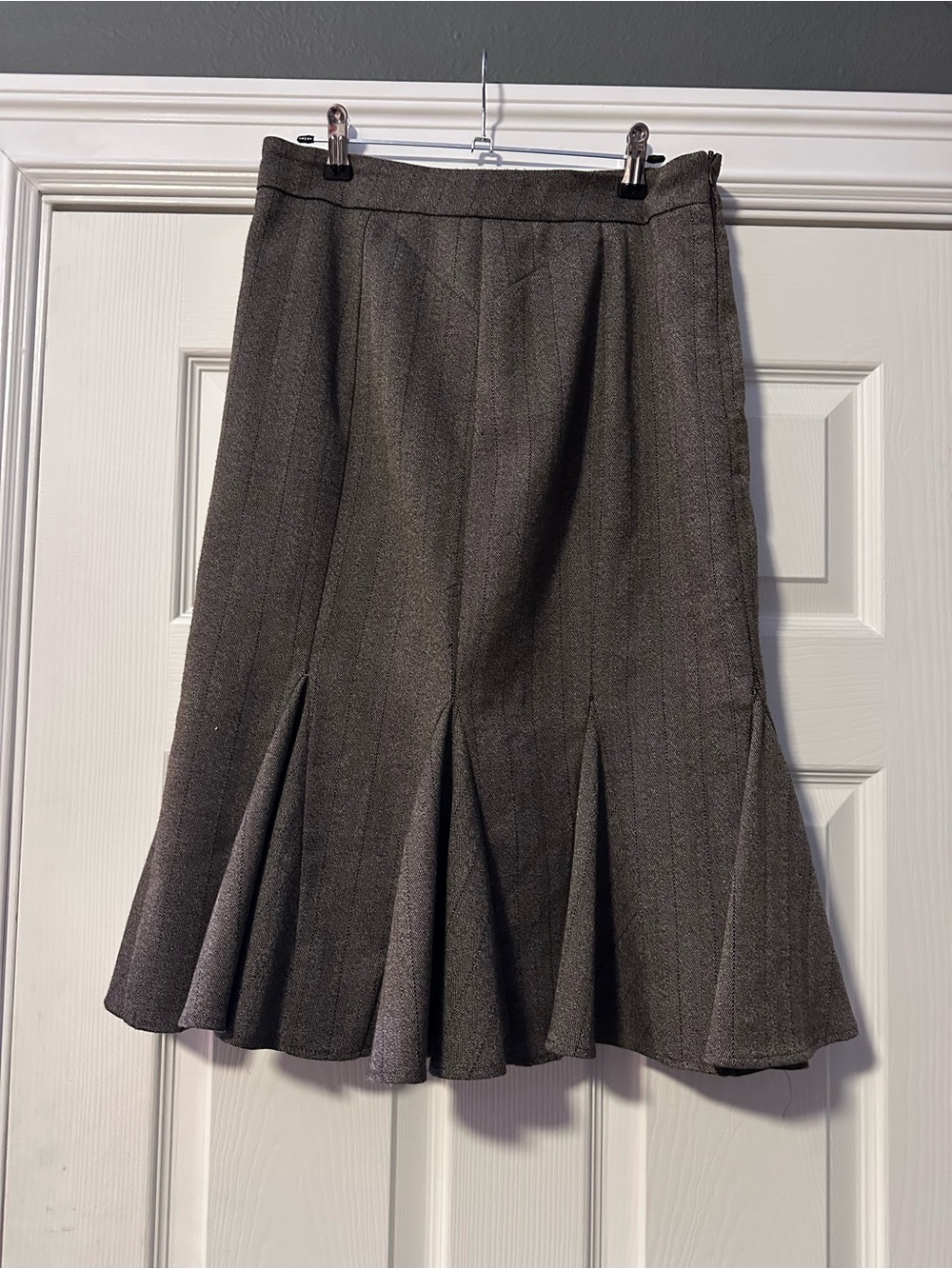 Vintage Gray Pleated Midi Skirt